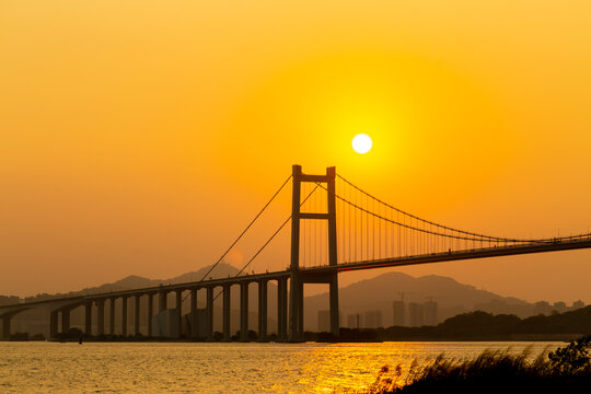 东莞虎门大桥的日落