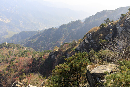 秋天的蒙山龟蒙景区