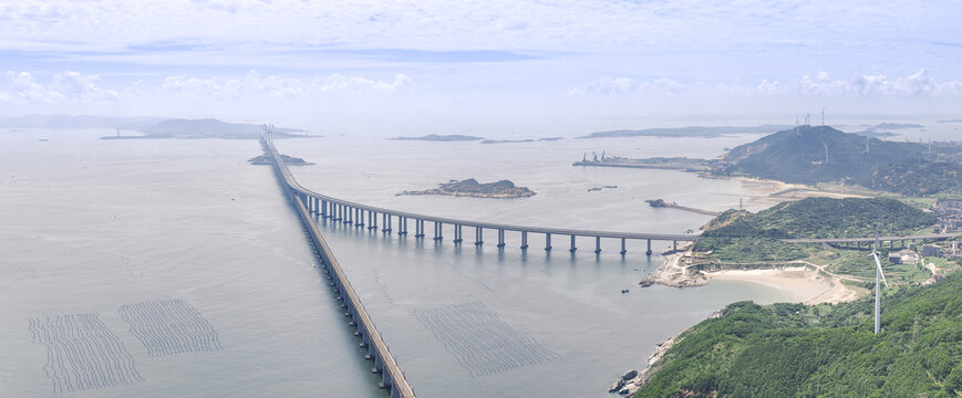 航拍福建平潭海峡公铁两用大桥