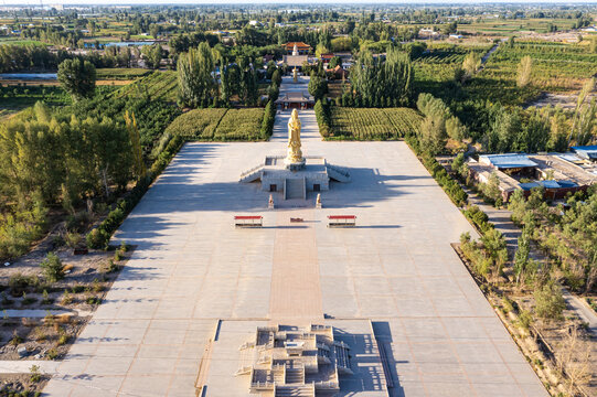 甘肃省酒泉市金塔县塔院寺全景