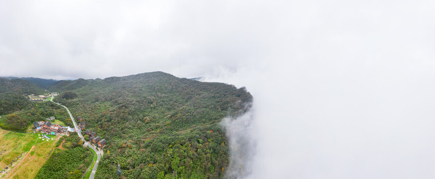 重庆金佛山山顶全景一览