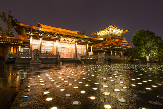 杭州香积寺夜景