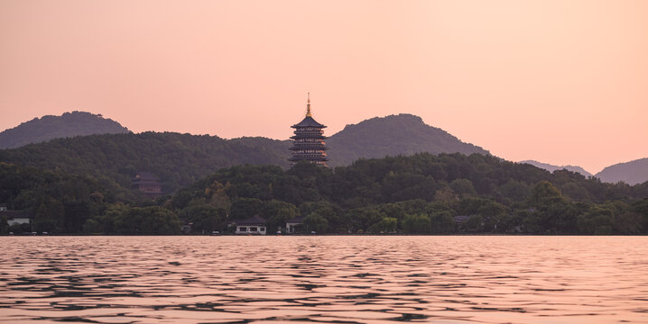 杭州雷峰塔雷峰夕照