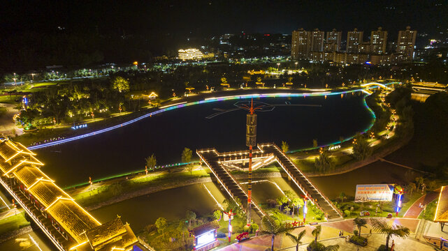 沧源葫芦湖夜景