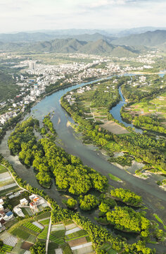 航拍桂林漓江漓江山水毛洲岛