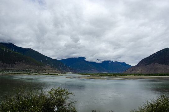 西藏林芝江河汇流景区