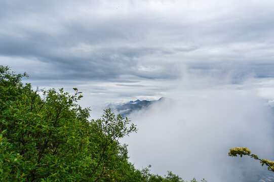 轿顶山