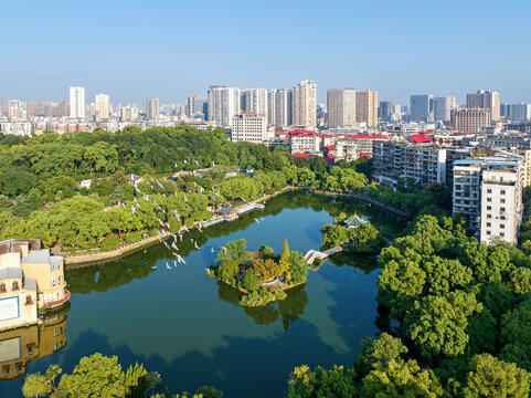 俯瞰湖南省衡阳市岳屏公园