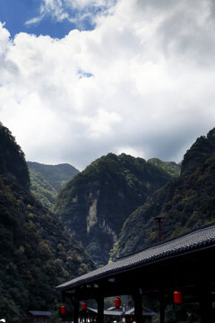 高山