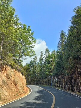 景区盘山公路