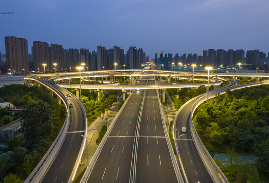 立交桥夜景