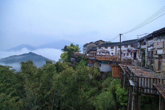 高山村落木梨硔