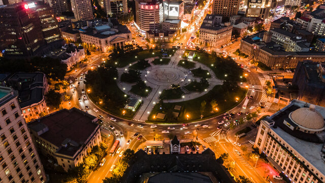 航拍大连中山广场夜景