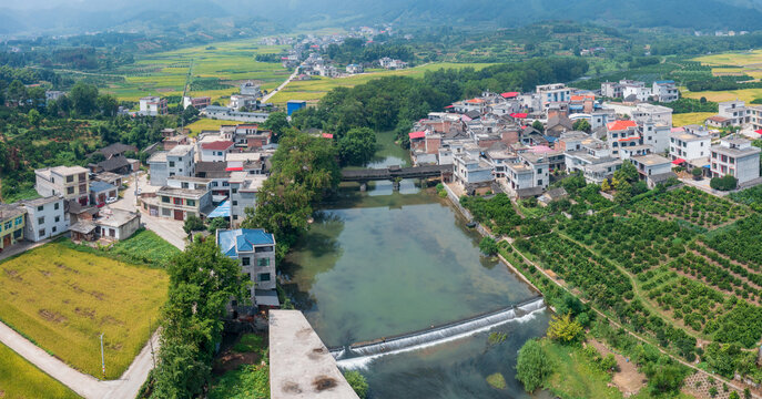 新宁县龙潭村