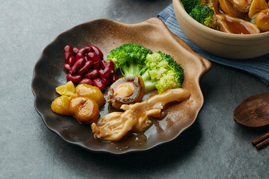 海鲜鲍汁捞饭