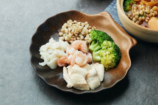 鲍鱼鱼翅鲍汁捞饭