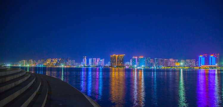 秦皇岛西海岸金梦海湾的夜晚