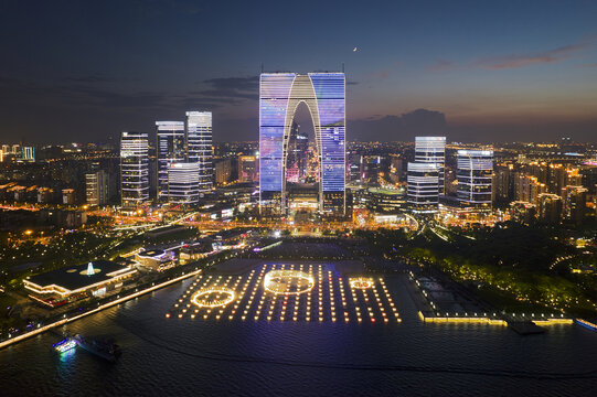 苏州金鸡湖东方之门航拍风光夜景