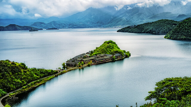 泸沽湖