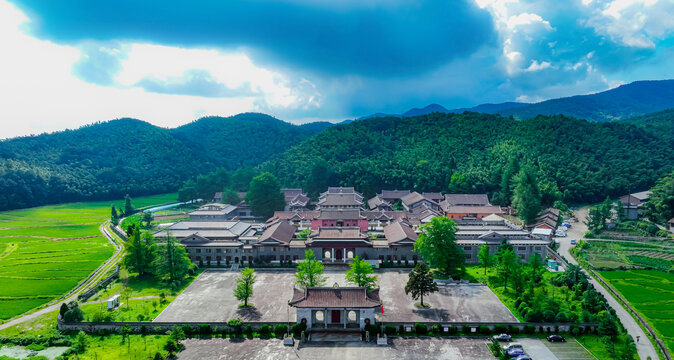 云居山真如禅寺