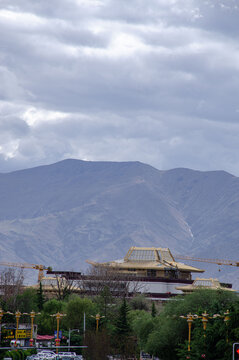 拉萨藏式建筑工地