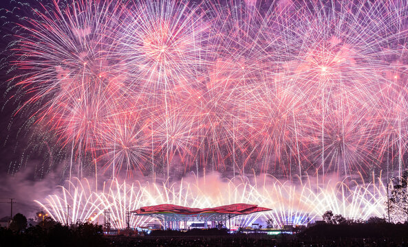 浏阳天空剧场烟花节烟花汇演