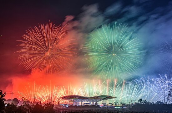 浏阳天空剧场烟花节烟花汇演