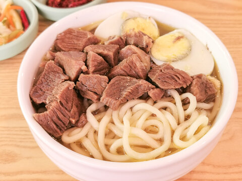 大块牛肉面