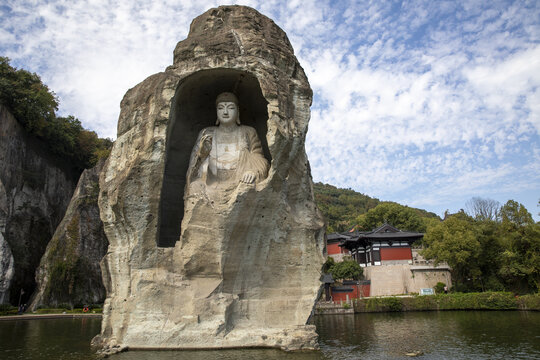 柯岩造像