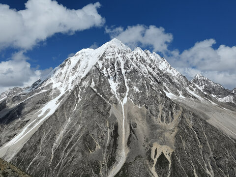 雅拉雪山