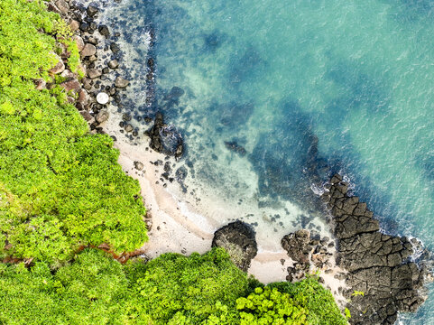 海南儋州龙门激浪礁石