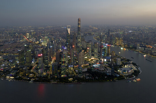 上海黄浦江陆家嘴金融城航拍夜景