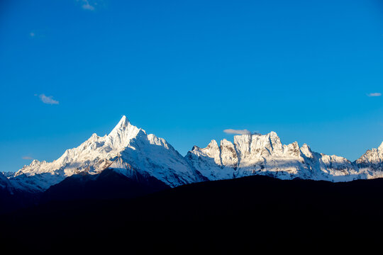 梅里雪山