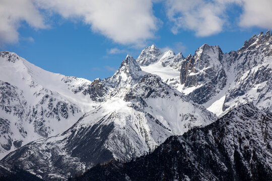 白马雪山