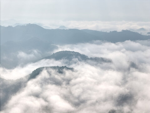 山间云海