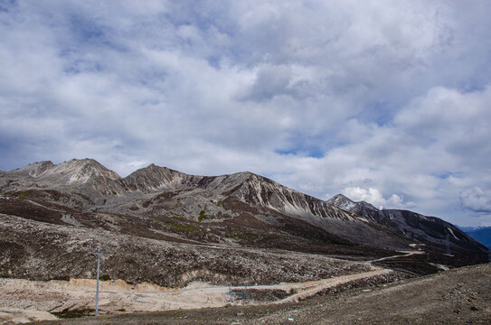 康巴第一关折多山风光