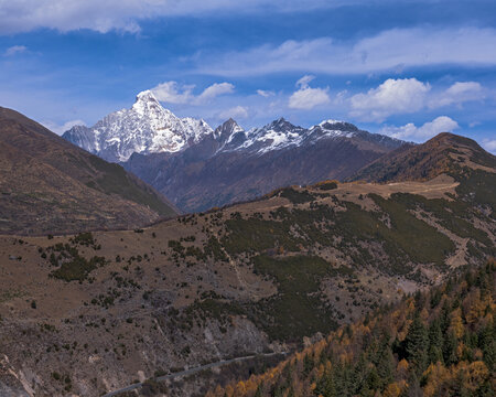 四姑娘山