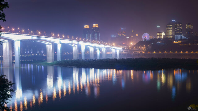 重庆长江大桥夜景