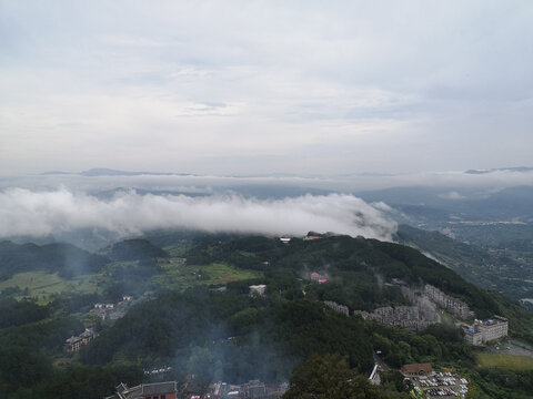 古剑山山脚