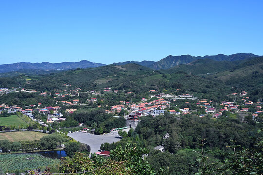 鸟瞰虎山长城景区