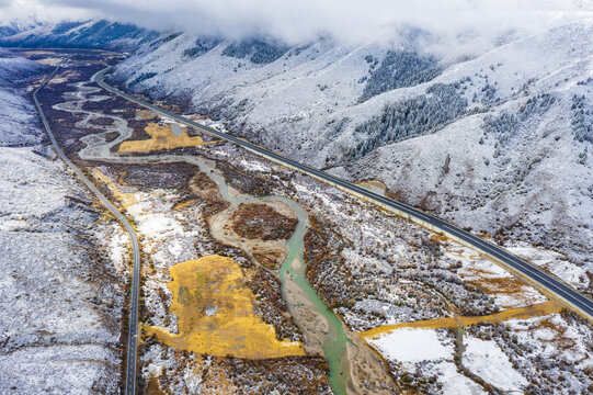 雪域五彩路