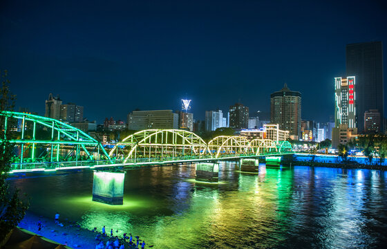 兰州黄河中山桥夜景