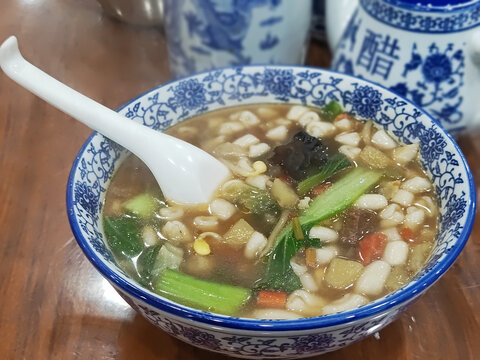 烩麻食