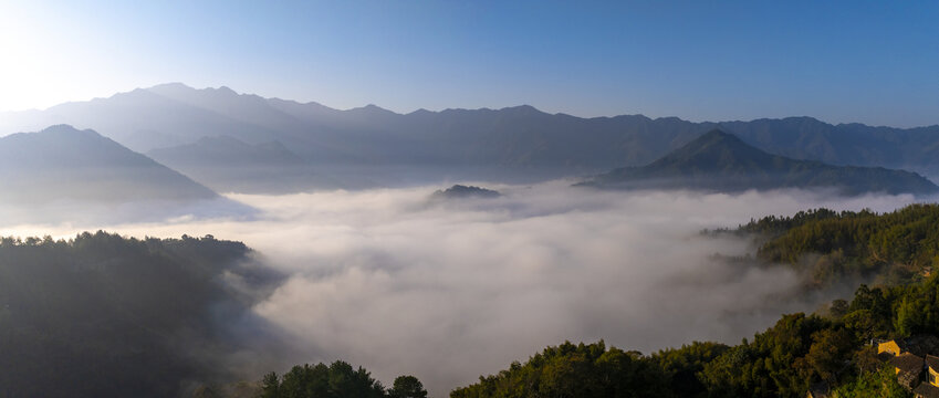 江南丽水高山群山晨曦云海云雾