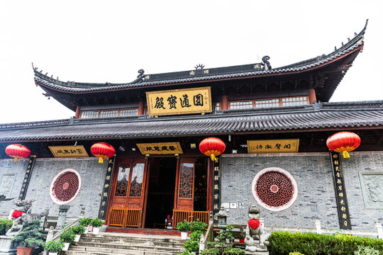 霞屿禅寺圆通宝殿