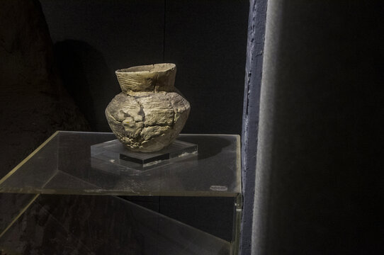 狮子山新石器时代陶器