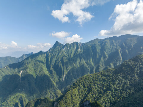 高山丘壑