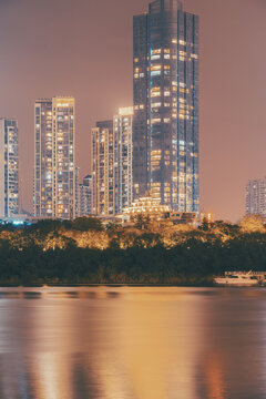 江滨建筑夜景柳州城市风光