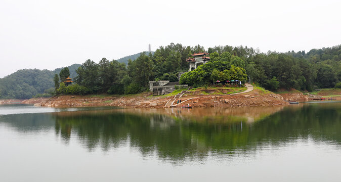 黑龙滩旅游风景区