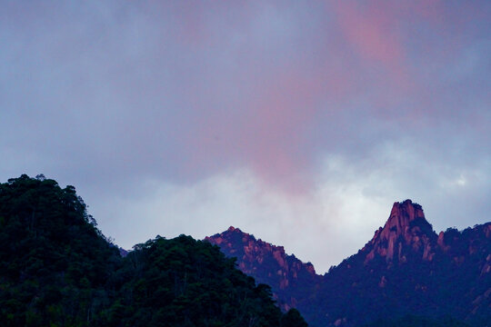 三清山朝霞